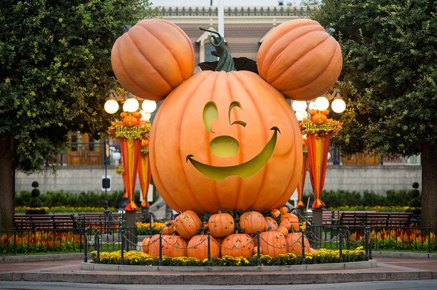 dtnemail-Mickey_s_Halloween_Party-8d132